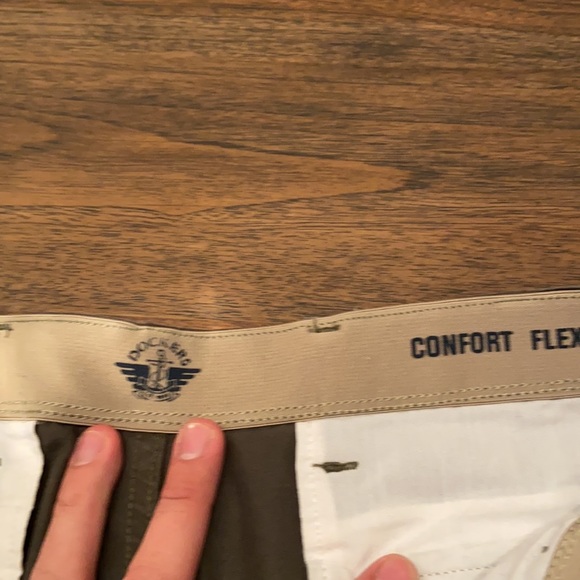 Cargo Shorts - Picture 2 of 3